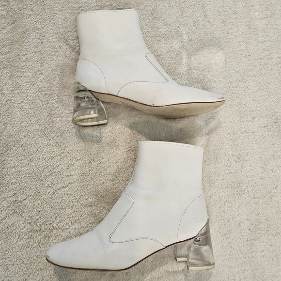 Jeffrey Campbell Shoes - Jeffrey Campbell White Ankle Boots Clear Block Heel Size 9 70s Avant Garde Retro